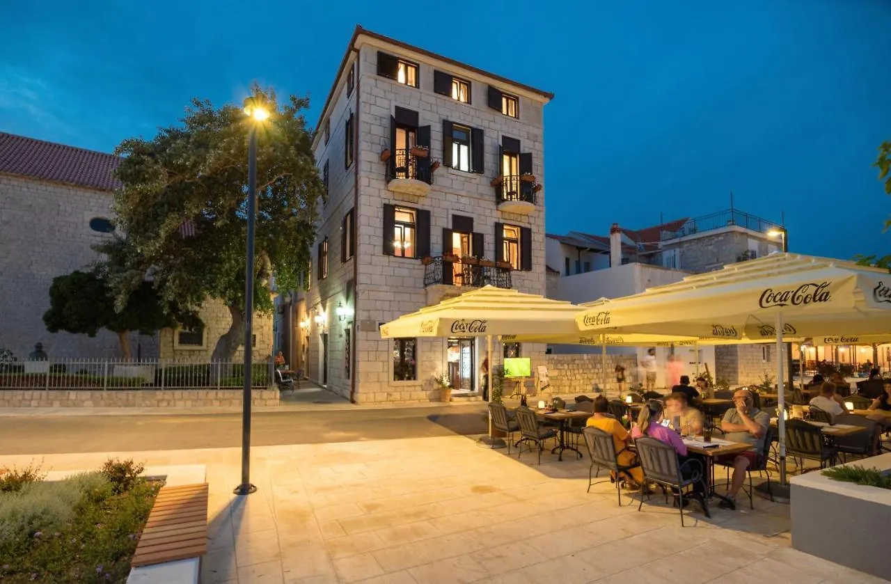 Luxury Apartments Perko 0*, Kaštela
